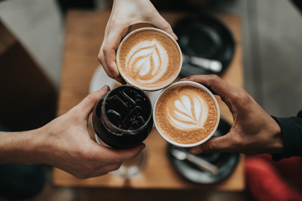 V60 و آیروپرس